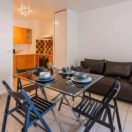 The Aviator Apartment Bussy-Saint-Georges