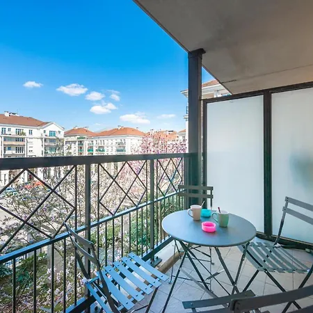 Apartment The Aviator Bussy-Saint-Georges